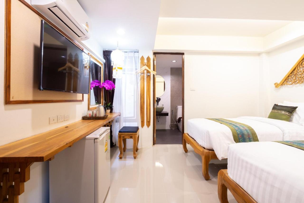 Anumat Premium Budget Hotel Τσιάνγκ Μάι Εξωτερικό φωτογραφία