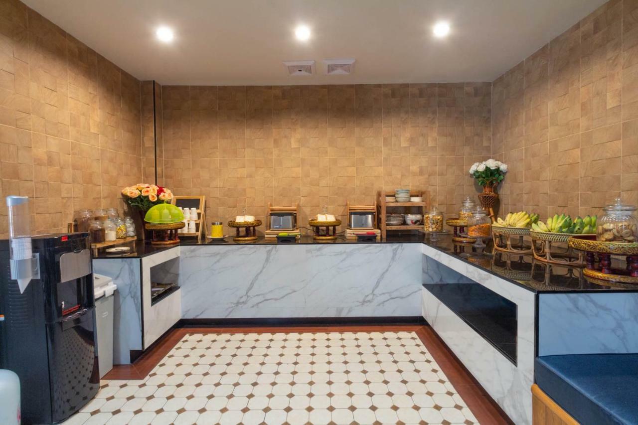 Anumat Premium Budget Hotel Τσιάνγκ Μάι Εξωτερικό φωτογραφία